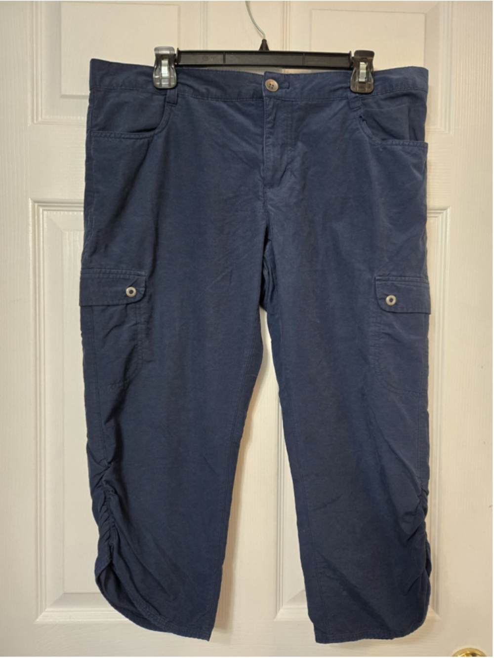 Woolrich Mile Run Cargo Capri Pants 10 Navy Blue Ruched Crop Hike Outdoor HLC0
